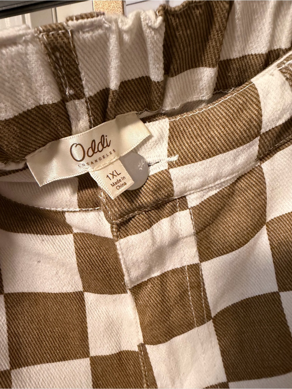 Oddi Boutique Checkerboard Barrel Leg Pants in Brown & White - Size 1X - Picture 4 of 4